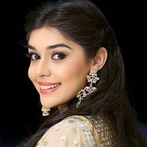 Eisha Singh Biography, Age, Height, Weight, Family, Caste, Wiki & More