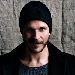 Gustaf Skarsgard Biography, Age, Height, Weight, Family, Wiki & More