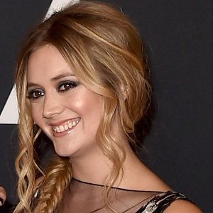 Billie Lourd Biography, Age, Height, Weight, Family, Wiki & More