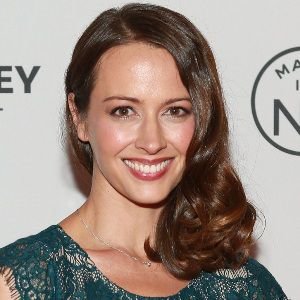 Amy Acker Biography, Age, Height, Weight, Family, Wiki & More