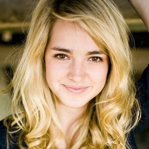 Katelyn Tarver Biography, Age, Height, Weight, Family, Wiki & More