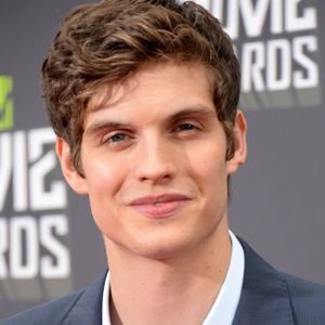 Daniel Sharman Biography, Age, Height, Weight, Family, Wiki & More