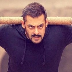 Salman Khan Biography, Age, Height, Weight, Girlfriends, Family, Facts, Caste, Wiki & More