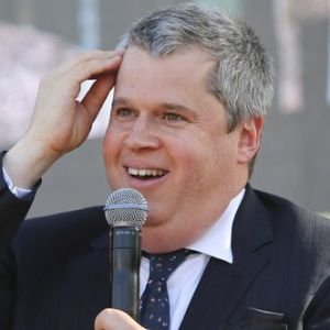 Daniel Handler Biography, Age, Height, Weight, Family, Wiki & More