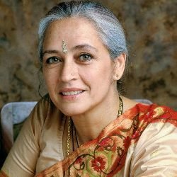 Nafisa Ali Biography, Age, Height, Weight, Husband, Children, Family, Facts, Caste, Wiki & More