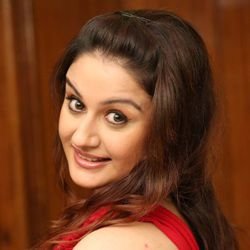 Sonia Agarwal Biography, Age, Husband, Children, Family, Caste, Wiki & More