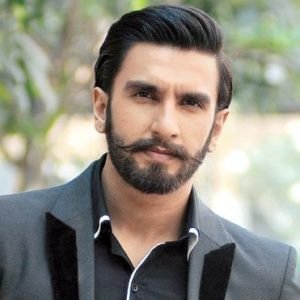 Ranveer Singh Biography, Age, Height, Girlfriend, Wife, Family, Facts, Caste, Wiki & More
