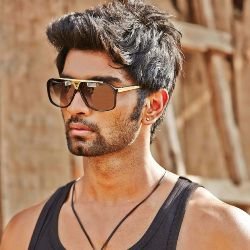Atharvaa (Actor) Biography, Age, Height, Weight, Girlfriend, Family, Wiki & More