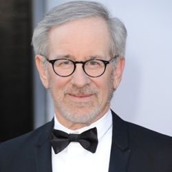 Steven Spielberg Biography, Age, Wife, Children, Family, Wiki & More
