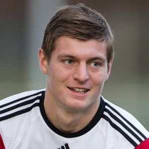 Toni Kroos Biography, Age, Height, Weight, Family, Wife, Children, Facts, Wiki & More