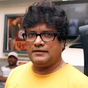 Rajesh Sharma (Actor) Biography, Age, Height, Wife, Children, Family, Caste, Wiki & More