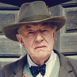 Michael Gambon Biography, Age, Height, Family, Wife, Children, Facts, Wiki & More