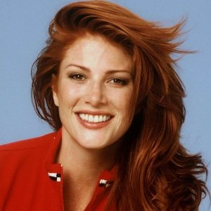 Angie Everhart Biography, Age, Height, Weight, Family, Wiki & More