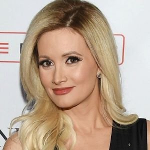 Holly Madison Biography, Age, Husband, Children, Family, Wiki & More