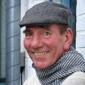Pete Postlethwaite Biography, Age, Death, Height, Weight, Family, Wiki & More