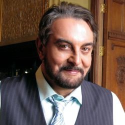 Kabir Bedi Biography, Age, Height, Wife, Children, Family, Facts, Caste, Wiki & More