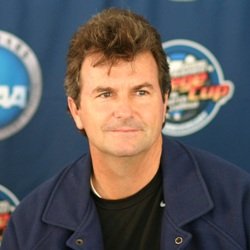 Anson Dorrance Biography, Age, Height, Weight, Family, Caste, Wiki & More