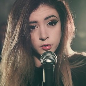 Chrissy Costanza Biography, Age, Height, Weight, Family, Wiki & More