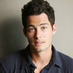 Brian Hallisay Biography, Age, Height, Weight, Family, Wiki & More