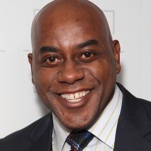 Ainsley Harriott Biography, Age, Height, Weight, Family, Wiki & More