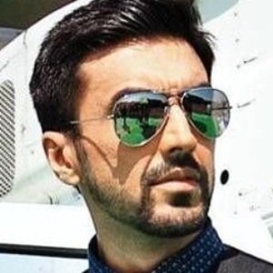 Aashish Chaudhary Biography, Age, Wife, Children, Family, Facts, Caste, Wiki & More