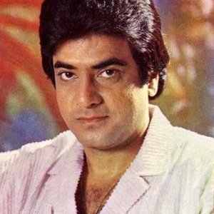 Jeetendra (Actor) Biography, Age, Height, Affair, Wife, Children, Family, Facts, Caste, Wiki & More