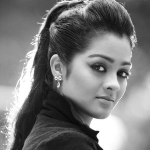 Gayathrie (Film Actress) Biography, Age, Height, Weight, Boyfriend, Family, Wiki & More