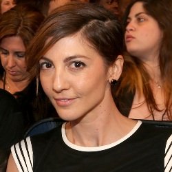 Aja Volkman Biography, Age, Husband, Children, Family, Facts, Wiki & More