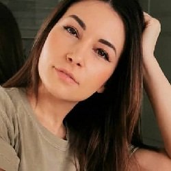 Alinity Divine Biography, Age, Height, Weight, Boyfriend, Family, Wiki & More