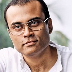 Amitabh Bhattacharya Biography, Age, Height, Weight, Girlfriend, Family, Facts, Caste, Wiki & More
