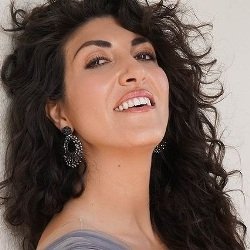 Ana Victoria (Singer) Biography, Age, Height, Husband, Children, Family, Facts, Wiki & More