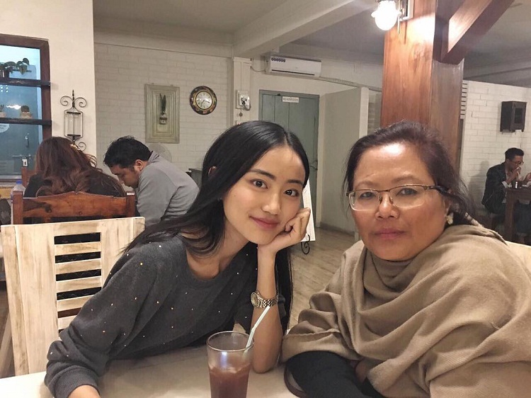 Andrea Kevichusa Biography, Age, Height, Boyfriend, Family, Facts, Wiki & More