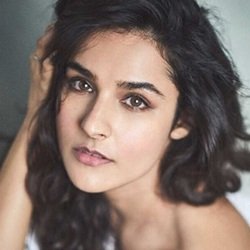 Angira Dhar Biography, Age, Height, Weight, Boyfriend, Family, Wiki & More