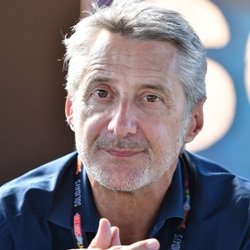 Antoine de Caunes Biography, Age, Height, Weight, Family, Wiki & More