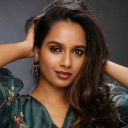 Anusha Ranganath (Actress) Biography, Age, Height, Boyfriend, Family, Facts, Caste, Wiki & More