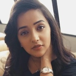 Apurva Nemlekar (Marathi Actress) Age, Husband, Family, Facts, Height, Wiki, Bio & More