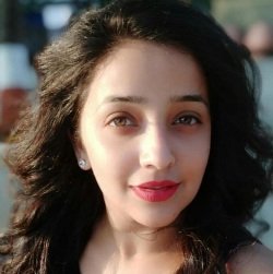 Apurva Nemlekar (Marathi Actress) Age, Husband, Family, Facts, Height, Wiki, Bio & More