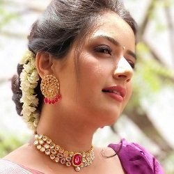 Ashika Ranganath (Actress) Biography, Age, Height, Boyfriend, Family, Facts, Caste, Wiki & More