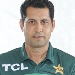 Asif Afridi (Cricketer) Biography, Age, Height, Wife, Children, Family, Facts, Wiki & More