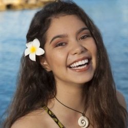 Auli-i Cravalho Biography, Age, Height, Weight, Boyfriend, Family, Wiki & More