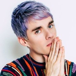 Awsten Knight Biography, Age, Height, Weight, Family, Wiki & More