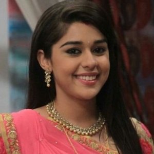 Eisha Singh Biography, Age, Height, Weight, Family, Caste, Wiki & More