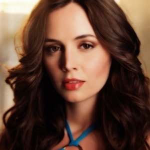 Eliza Dushku Biography, Age, Height, Weight, Family, Husband, Children, Facts, Wiki & More