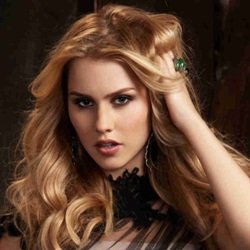 Claire Holt Biography, Age, Height, Weight, Family, Wiki & More