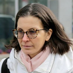 Clare Bronfman Biography, Age, Husband, Children, Family, Facts, Wiki & More