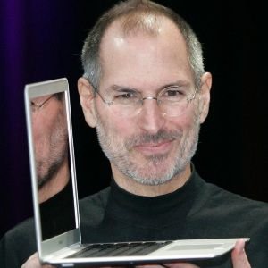 Steve Jobs Biography, Age, Death, Height, Weight, Family, Wiki & More