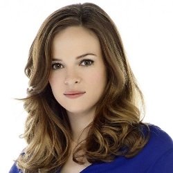 Danielle Panabaker Biography, Age, Height, Weight, Family, Facts, Caste, Wiki & More