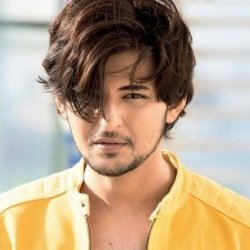 Darshan Raval (Singer) Biography, Age, Height, Weight, Girlfriend, Family, Facts, Wiki & More