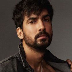 Dhairya Karwa (Actor) Biography, Age, Height, Weight, Girlfriend, Family, Facts, Caste, Wiki & More