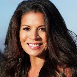 Dina Eastwood Biography, Age, Height, Weight, Family, Wiki & More